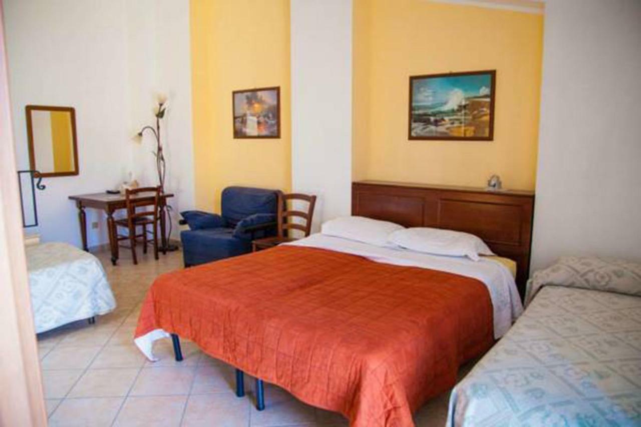 Bed & Breakfast Il Castellino Santo Stefano di Camastra Exteriér fotografie